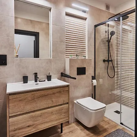 - Baltycki * سفينويتشي