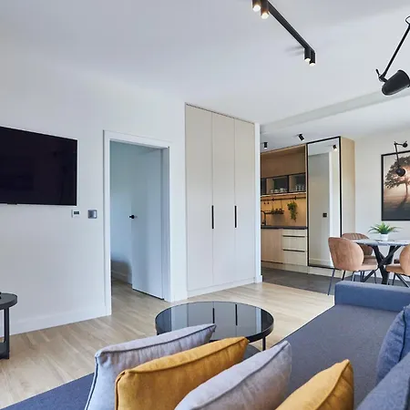 - Baltycki * سفينويتشي